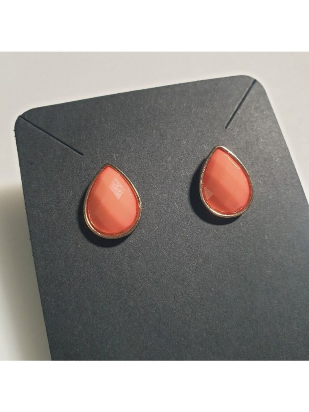 Gold Tone Teardrop Coral Resin Post Earrings Costume Minimalist Jewelry .75 Inch